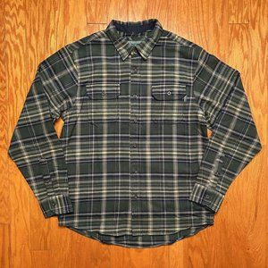 Woolrich Brawny Flannel Shacket Green Plaid Side Pockets Men’s Size Large